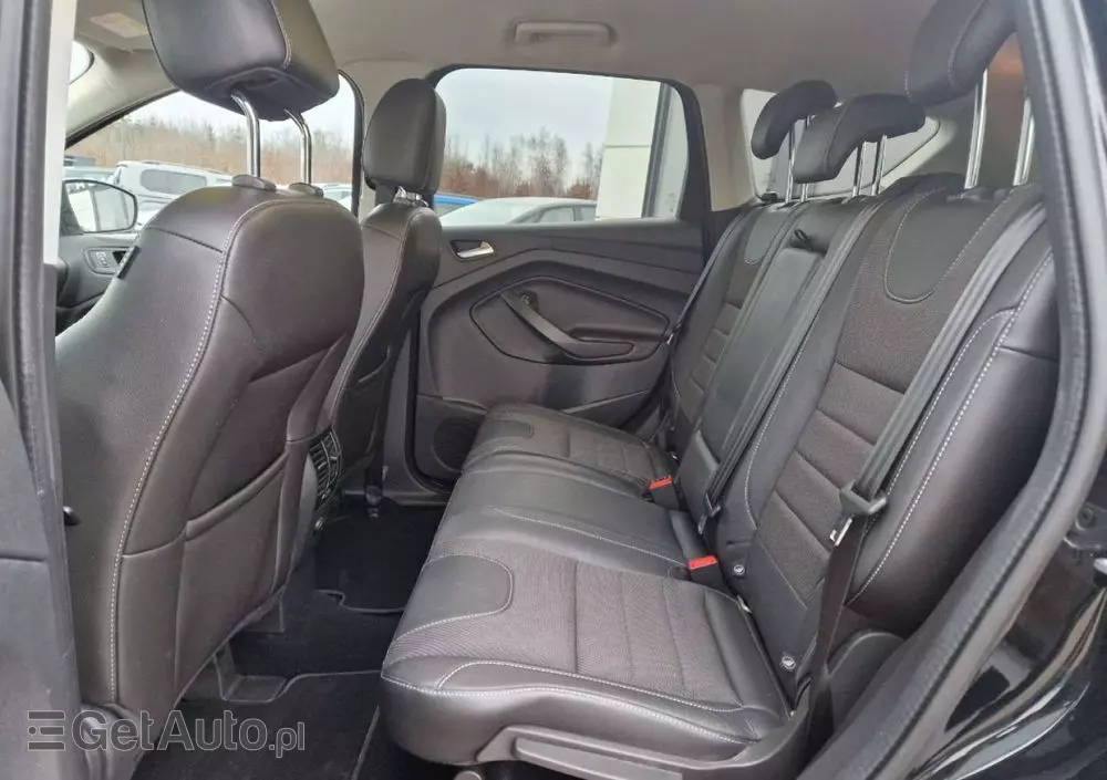 FORD Kuga 1.5 EcoBoost 2x4 Titanium