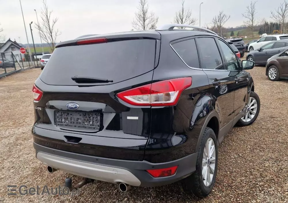 FORD Kuga 1.5 EcoBoost 2x4 Titanium