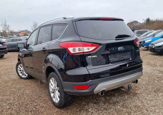 FORD Kuga 1.5 EcoBoost 2x4 Titanium