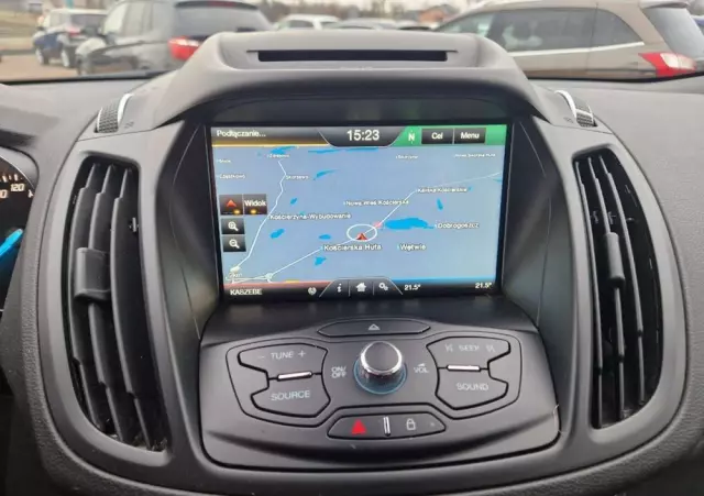 FORD Kuga 1.5 EcoBoost 2x4 Titanium