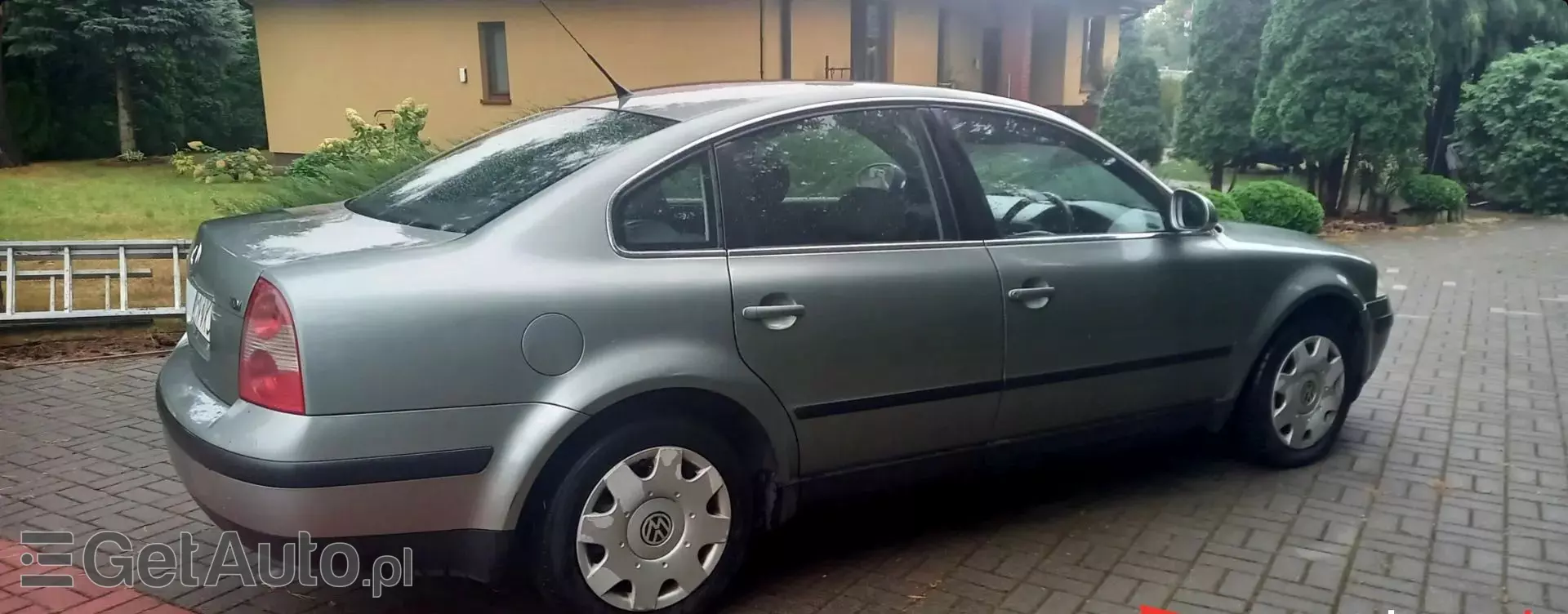 VOLKSWAGEN Passat 1.9 TDI (130 KM) 5 MT
