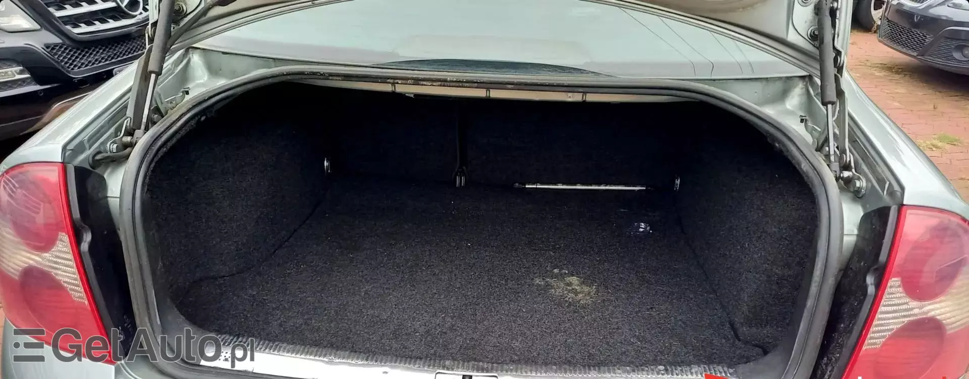 VOLKSWAGEN Passat 1.9 TDI (130 KM) 5 MT