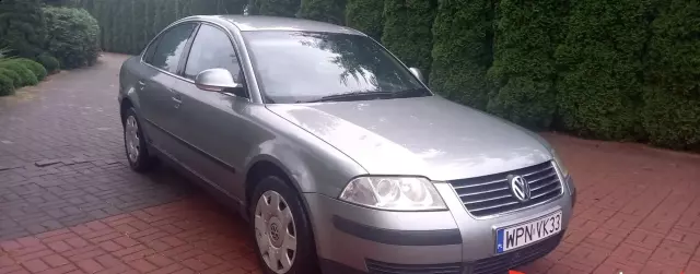 VOLKSWAGEN Passat 1.9 TDI (130 KM) 5 MT