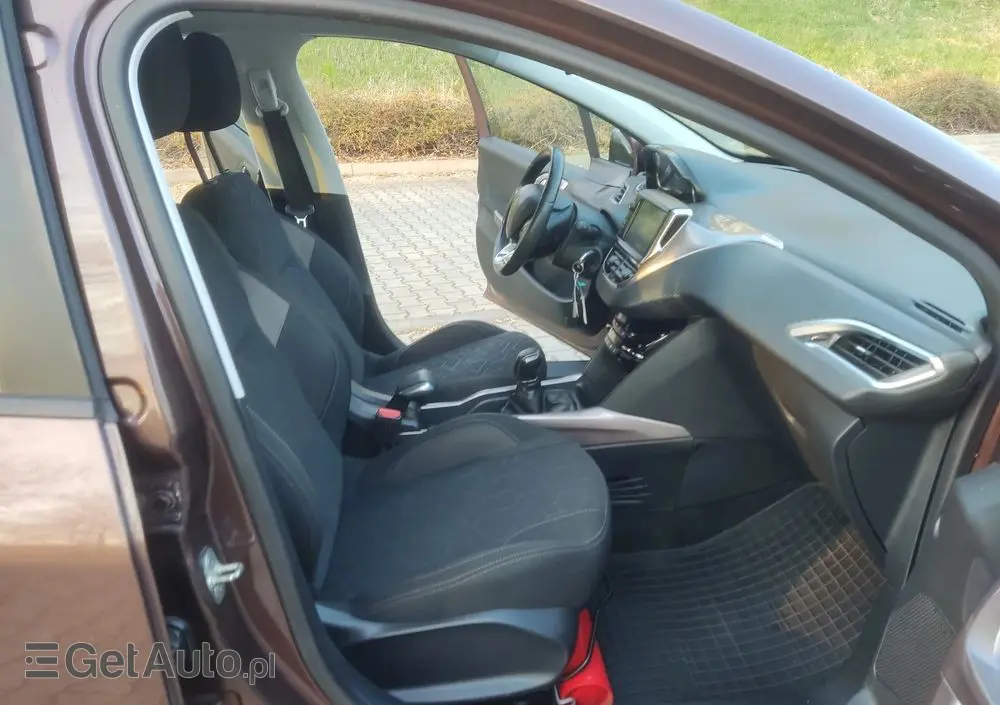 PEUGEOT 2008 1.4 HDi Active