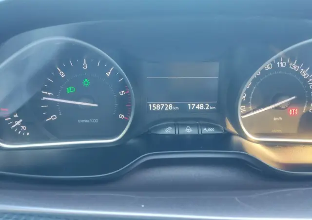 PEUGEOT 2008 1.4 HDi Active