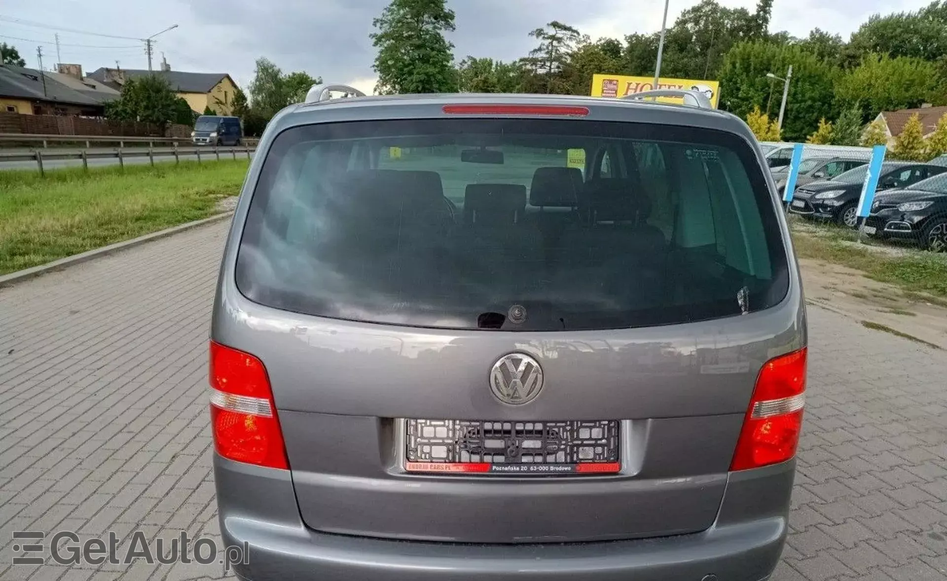 VOLKSWAGEN Touran 