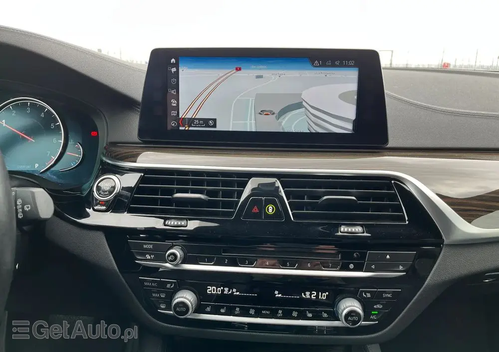 BMW Seria 5 520i Luxury Line