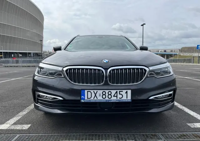 BMW Seria 5 520i Luxury Line