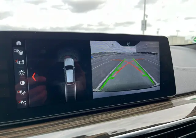 BMW Seria 5 520i Luxury Line