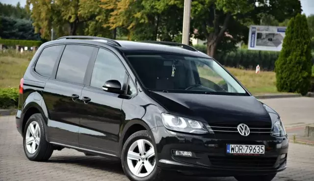 VOLKSWAGEN Sharan 