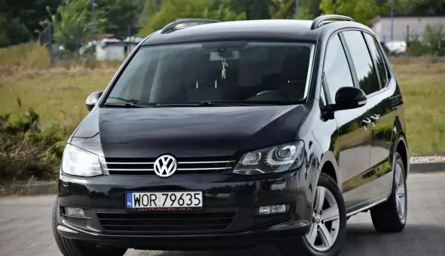 VOLKSWAGEN Sharan 
