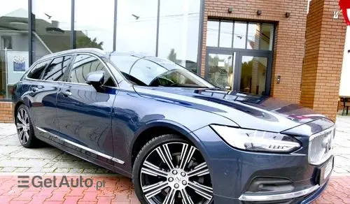 VOLVO V90 