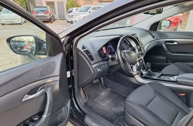HYUNDAI I40 1.7 CRDi (136 KM)
