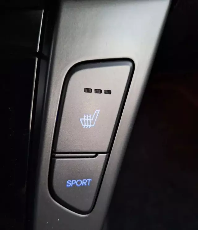 HYUNDAI I40 1.7 CRDi (136 KM)