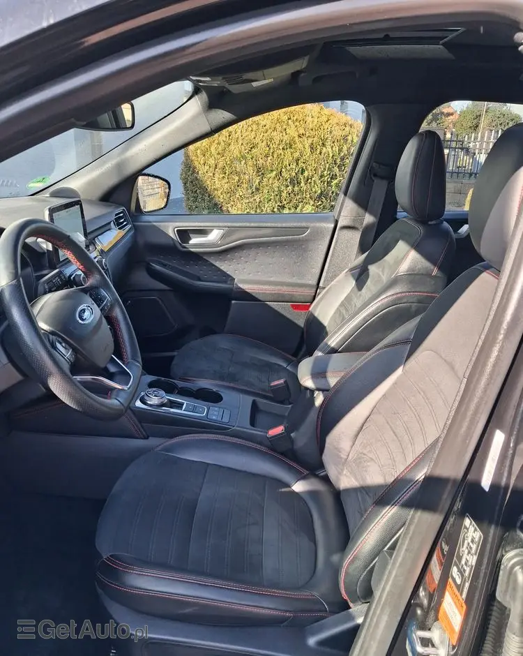 FORD Kuga 2.0 EcoBlue 4x4 ST-LINE