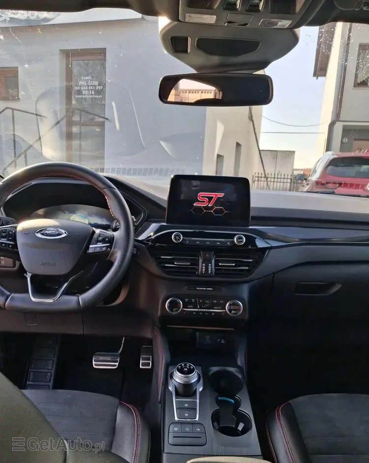 FORD Kuga 2.0 EcoBlue 4x4 ST-LINE