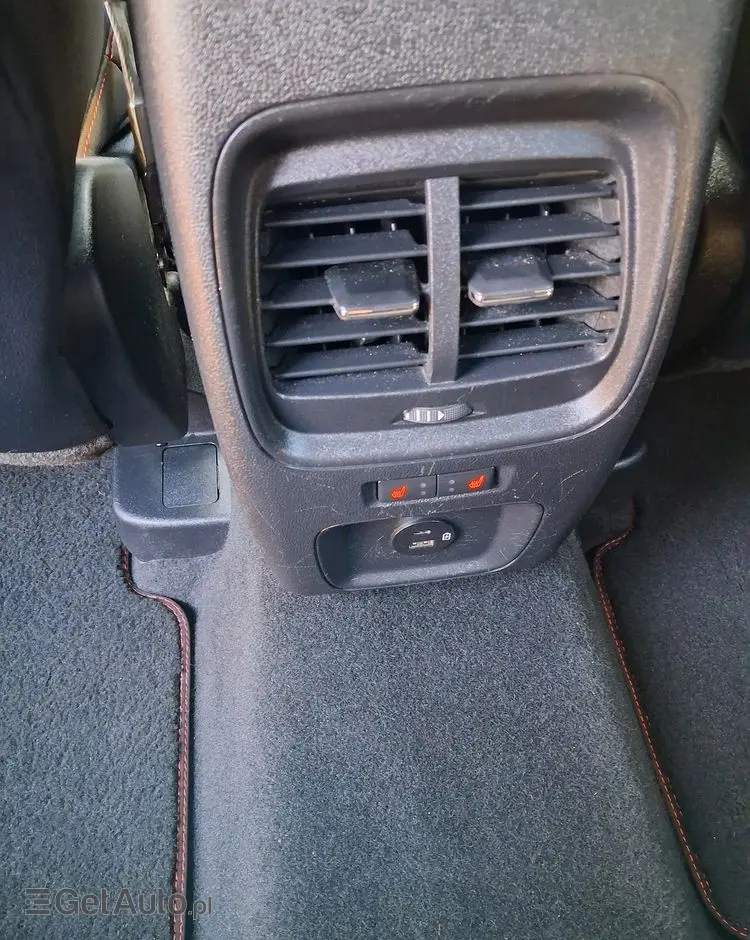 FORD Kuga 2.0 EcoBlue 4x4 ST-LINE