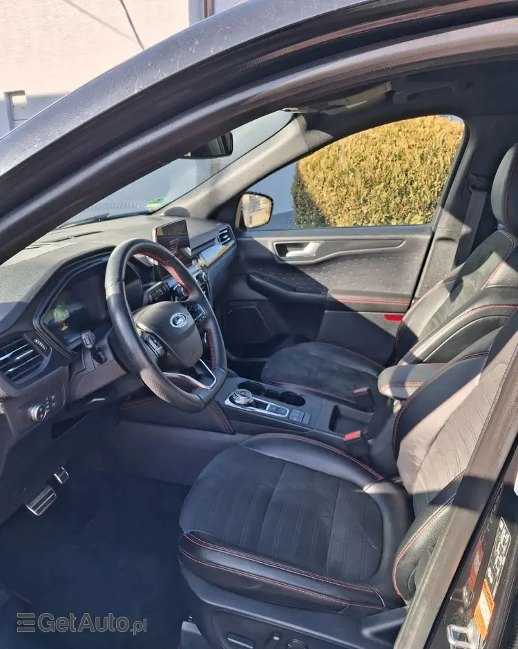 FORD Kuga 2.0 EcoBlue 4x4 ST-LINE