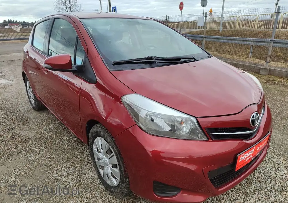 TOYOTA Yaris 1.33 Life