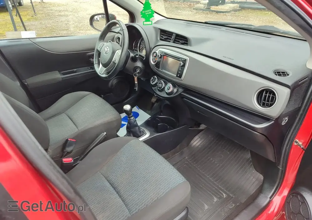 TOYOTA Yaris 1.33 Life