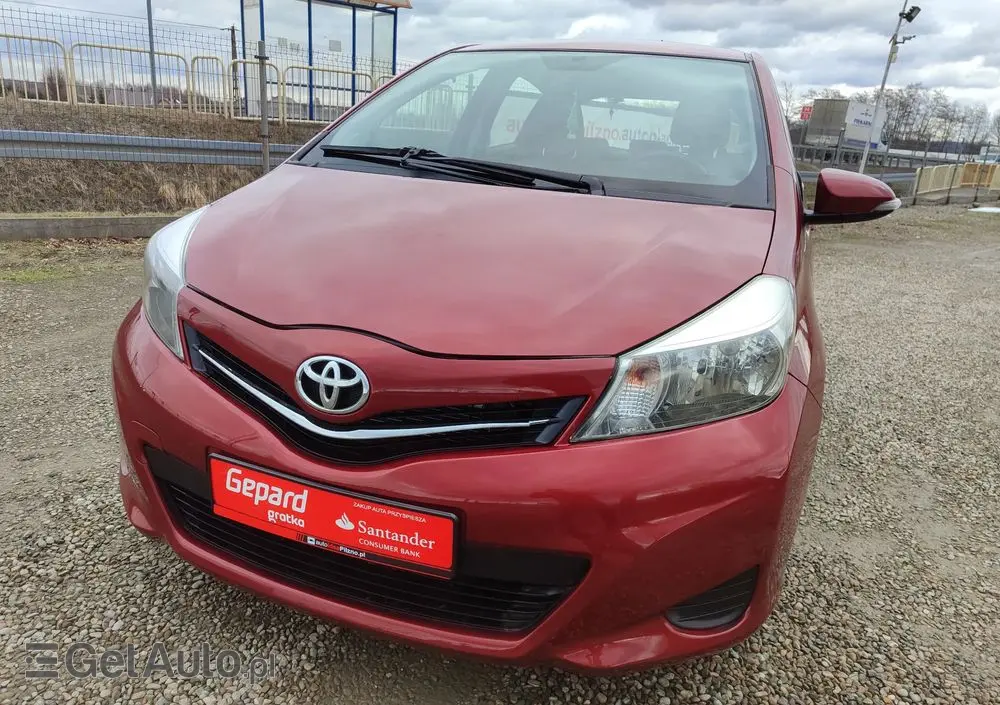 TOYOTA Yaris 1.33 Life