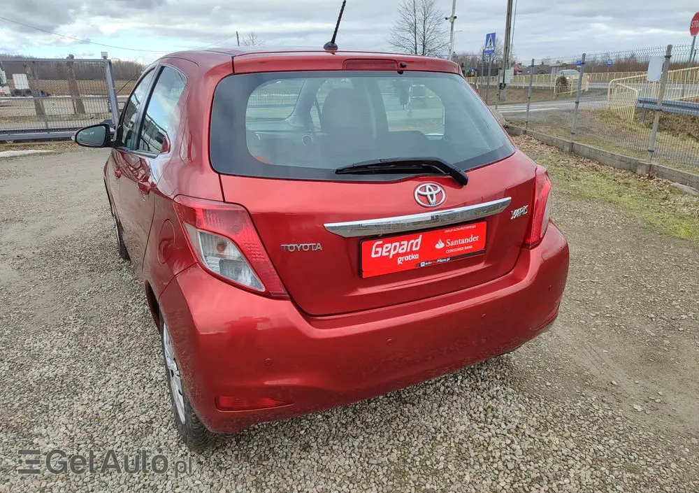 TOYOTA Yaris 1.33 Life
