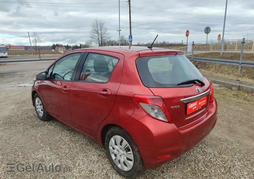 TOYOTA Yaris 1.33 Life