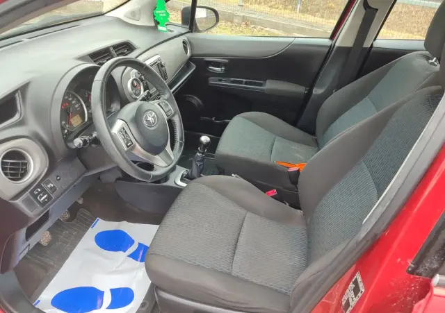TOYOTA Yaris 1.33 Life