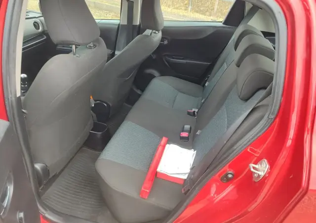 TOYOTA Yaris 1.33 Life