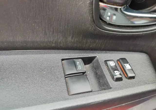 TOYOTA Yaris 1.33 Life