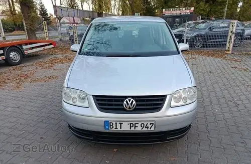 VOLKSWAGEN Touran 