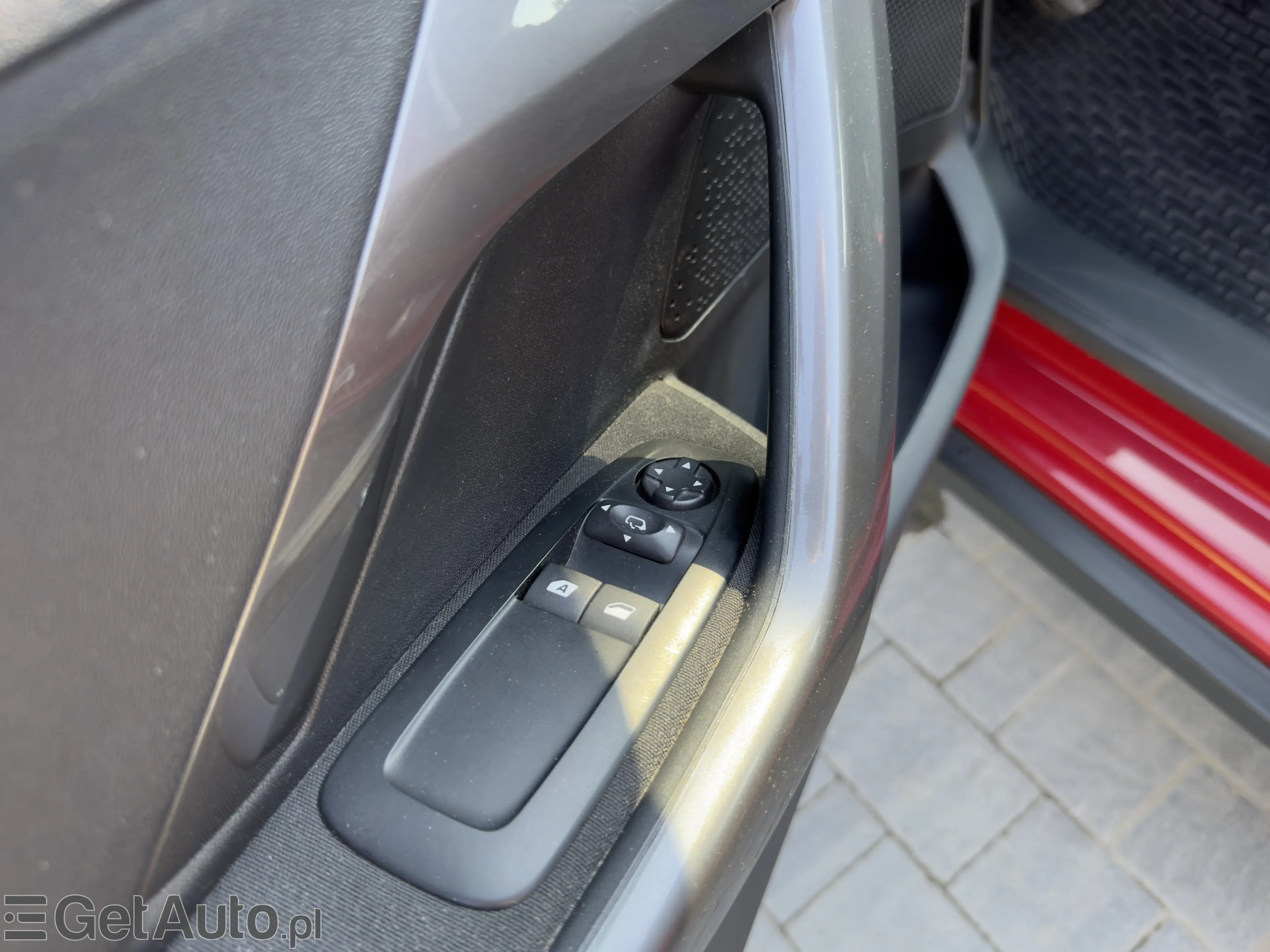 PEUGEOT 2008 Active S&S