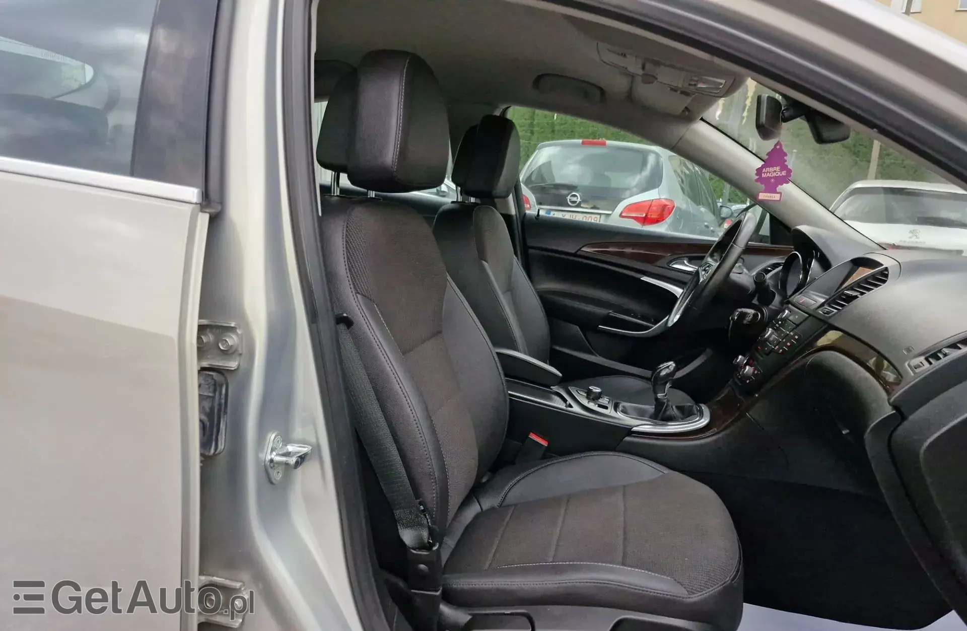 OPEL Insignia 1.6 Turbo (180 KM)