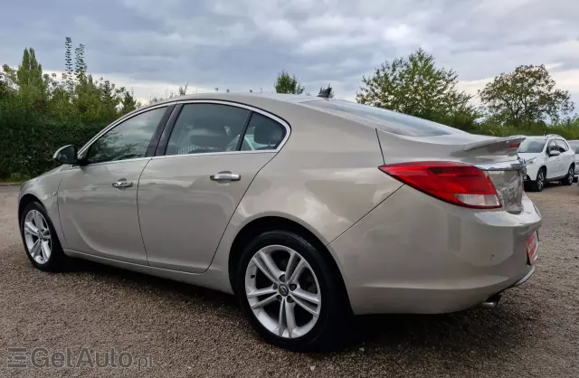 OPEL Insignia 1.6 Turbo (180 KM)