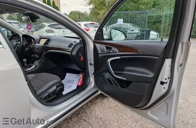 OPEL Insignia 1.6 Turbo (180 KM)