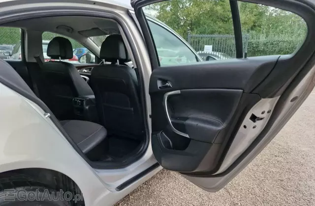 OPEL Insignia 1.6 Turbo (180 KM)