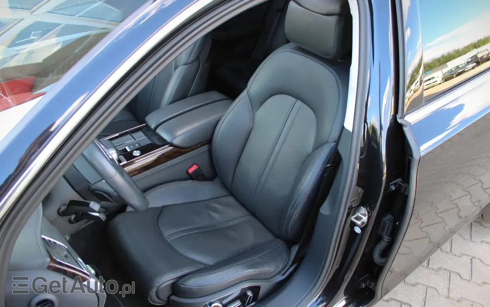 AUDI A8 4.2 FSI Quattro tiptronic