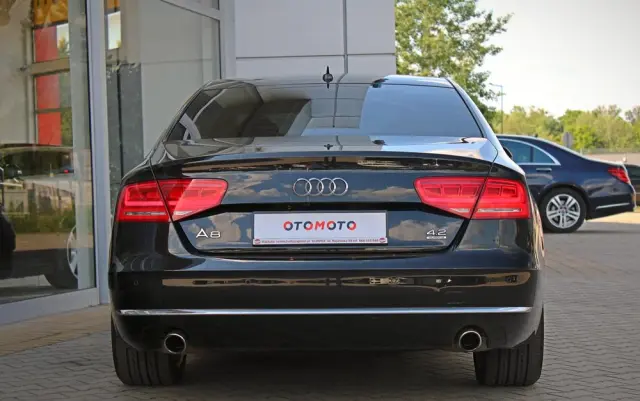 AUDI A8 4.2 FSI Quattro tiptronic