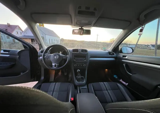 VOLKSWAGEN Golf 1.6 BlueTDI Comfortline