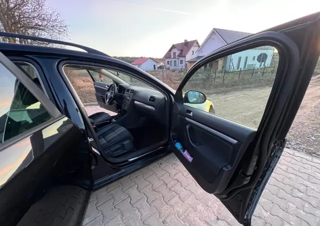 VOLKSWAGEN Golf 1.6 BlueTDI Comfortline