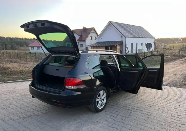 VOLKSWAGEN Golf 1.6 BlueTDI Comfortline