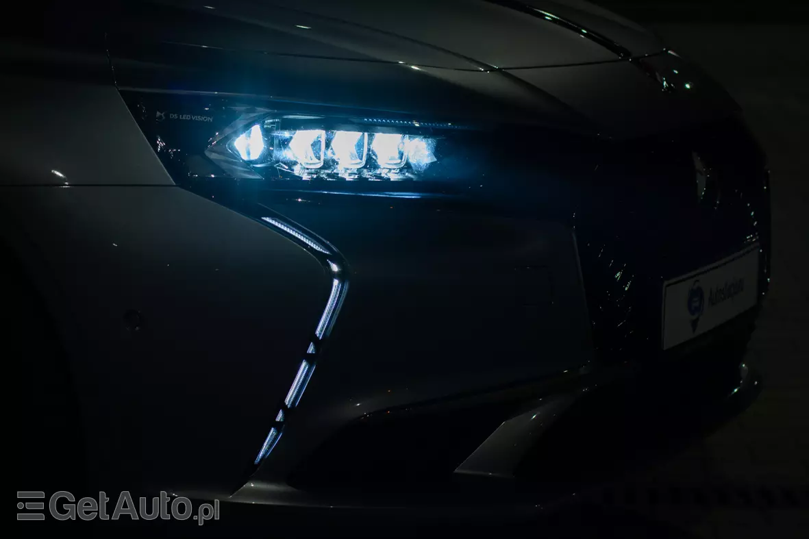 DS. AUTOMOBILES Inny DS9