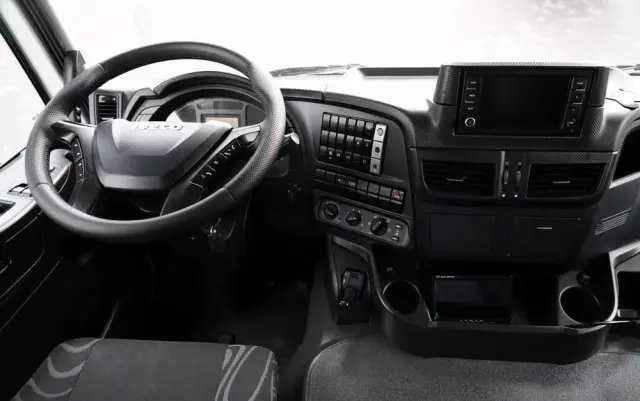 IVECO TRAKKER 450 / 8x4 / WYWROTKA / HYDROBURTA / BORDMATIC / EURO 6 / 