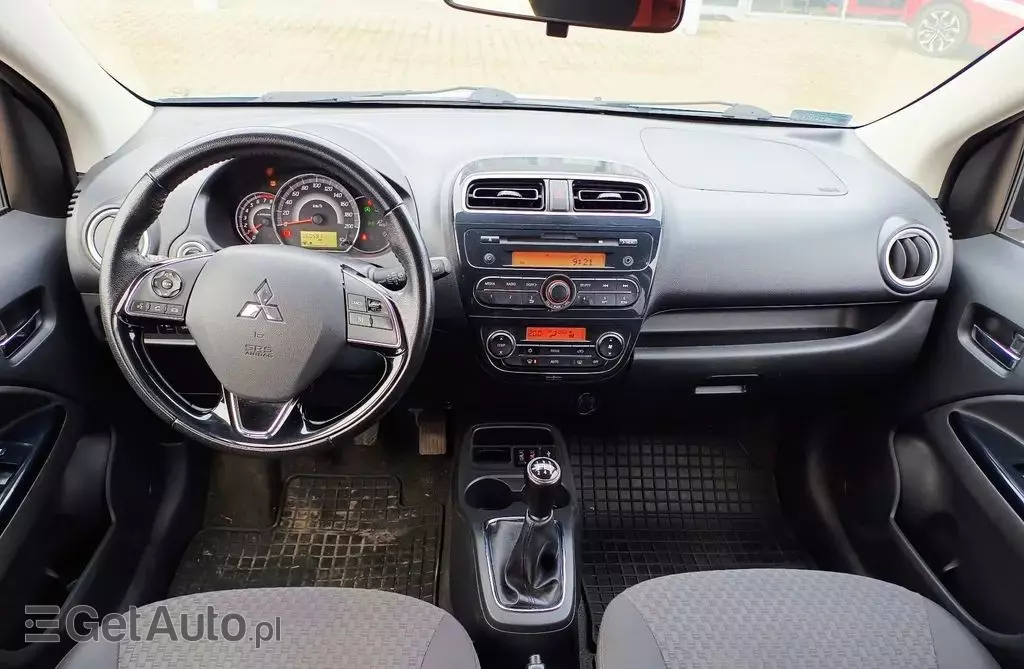 MITSUBISHI Space Star 