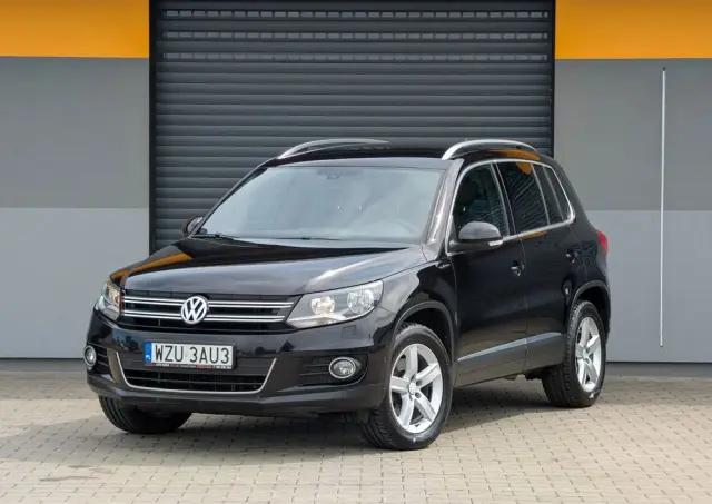 VOLKSWAGEN Tiguan 2.0 TDI SCR 4MOTION BlueMotion Technology DSG Lounge Sport & Style
