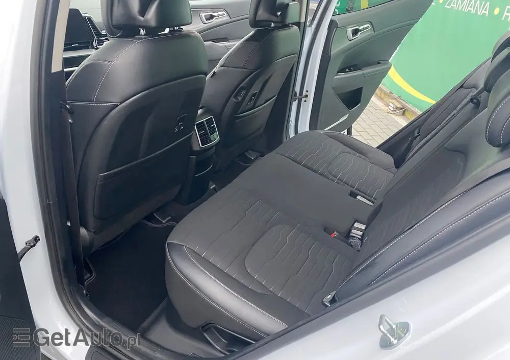 KIA Sportage 1.6 T-GDI MHEV Business Line 2WD DCT