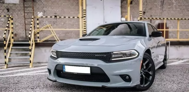 DODGE Charger 