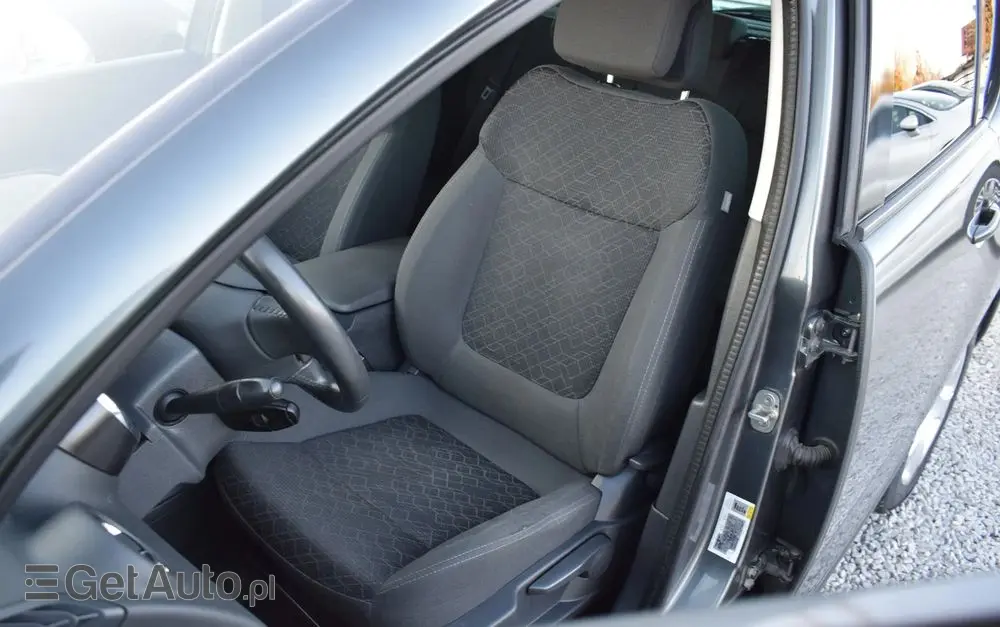 PEUGEOT 3008 HDi 115 Allure