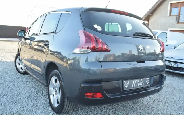 PEUGEOT 3008 HDi 115 Allure