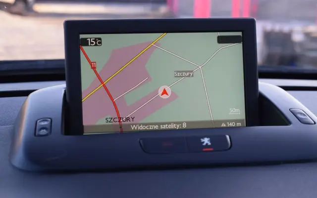 PEUGEOT 3008 HDi 115 Allure